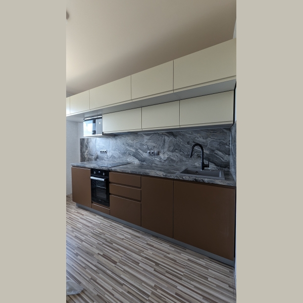Breeze kitchen